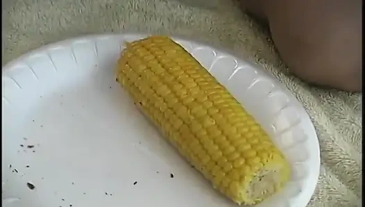 Cum ho eats cum off of corn insane vintage threesome