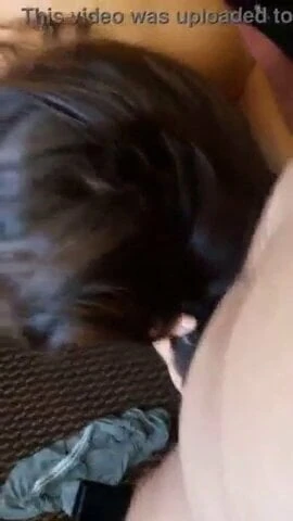 Pusi komsiji moja zena