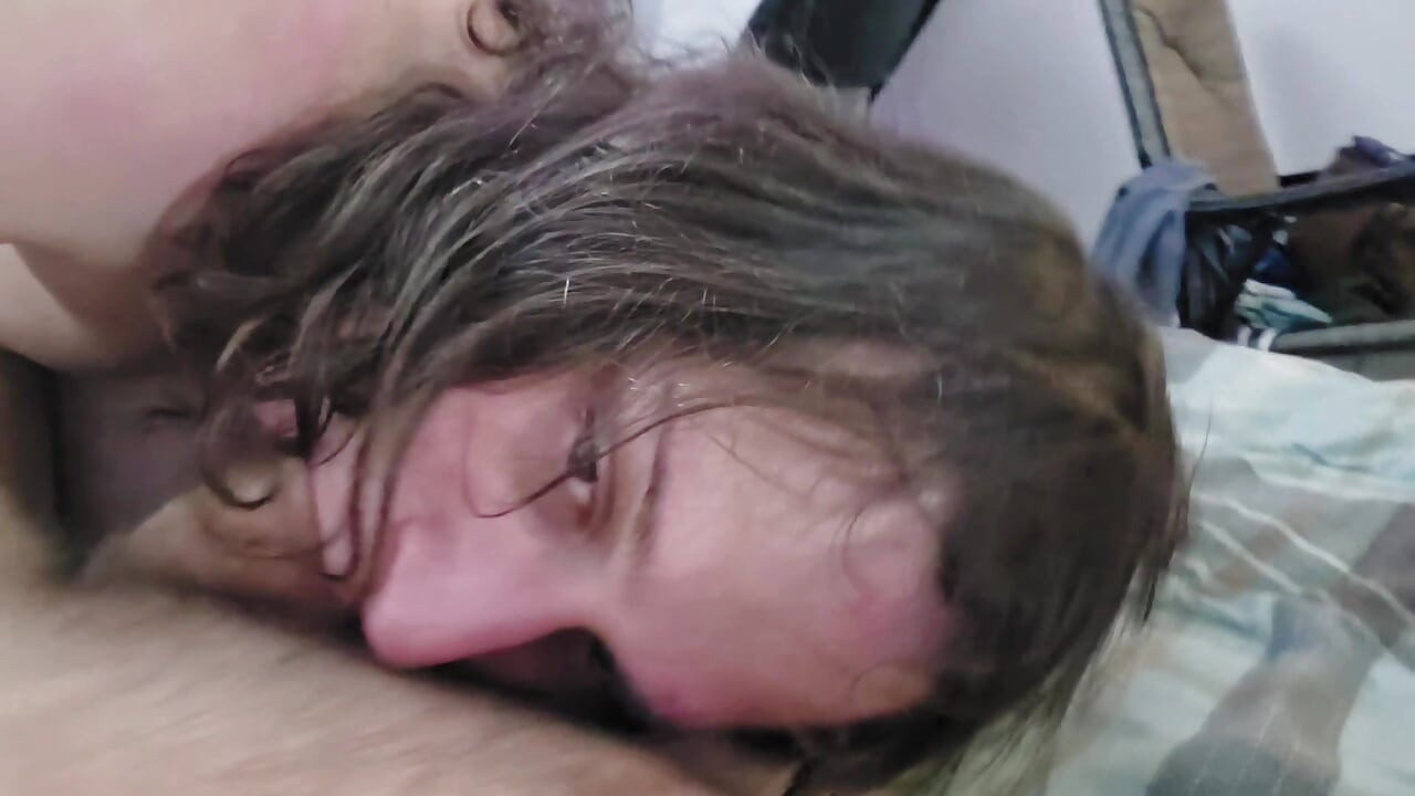 Angeluka love to suck on a cocks. Big ones !