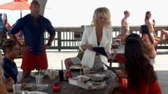 Pamela Denise Anderson - film `` Baywatch '' dans les coulisses