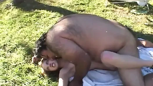 Disgusting Minion Fucks Pretty Teen