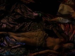Monica Bellucci, Michaela Bercu, флорина Kendrick - Dracula