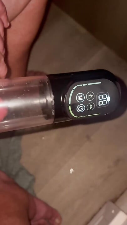 Fat stepdaddy Smoking & Stroking Again