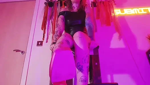 POV-fußanbetung für göttin in High Heels, domina, fußdominanz & demütigung