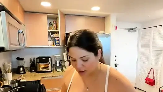 Dani Valentina ile canlı yayın