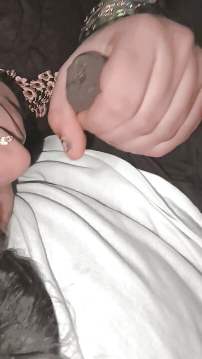 Desi bhabhi siše kurac