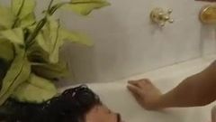 Bath tub fuck