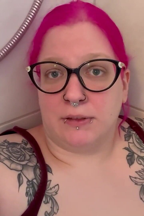 Peeing From My Pussy