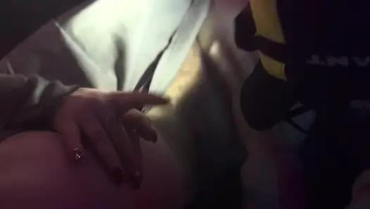 Он Лижет Мою Киску, Затем Наполняет Сливками