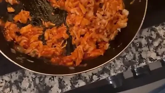 Erkek arkadaşımın penisini farklı yerlerden emdim