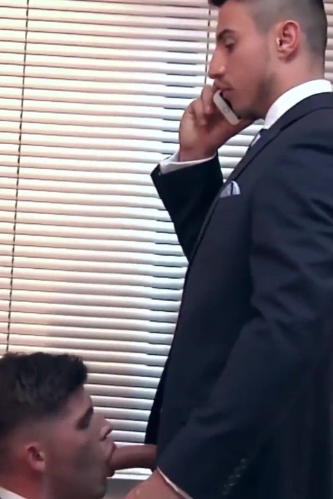 MENATPLAY - Zgodni Klein Kerr analno jebe Kena Rodea u uredu
