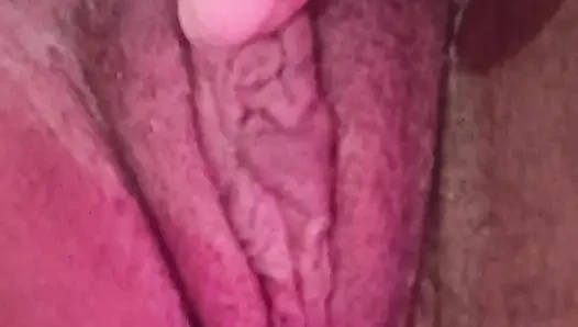Gadis nakal bangun untuk berbuat nakal