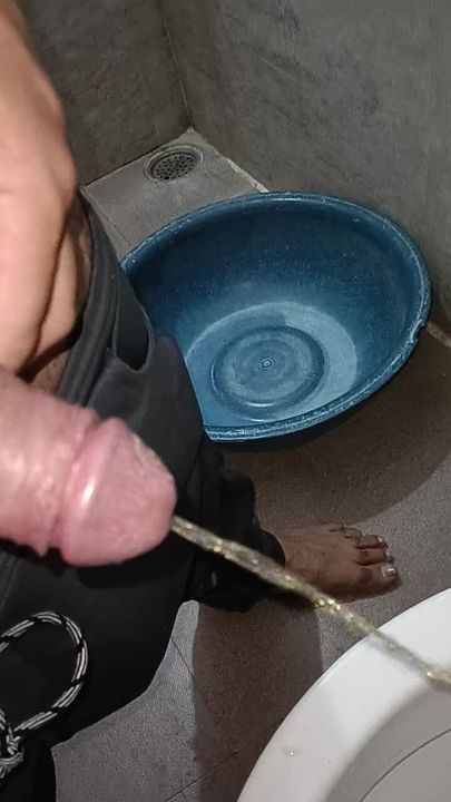 Dinginkan penis 🤪🤣 saya