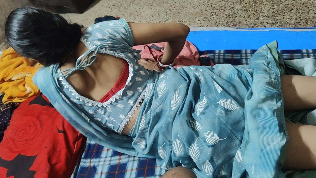 Barsat ke Mausam me Sali ko apne ghar bulakar chudai ka maja liye