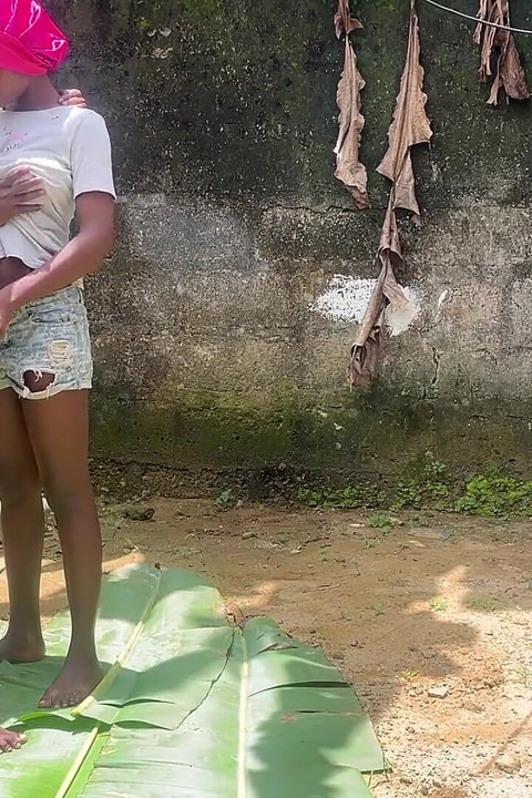 I Was so Horny That I Arrange a Backyard Fuck Date with My Landlords Stepdaughter in Our Backyard. It Turns Out so Smoothly.