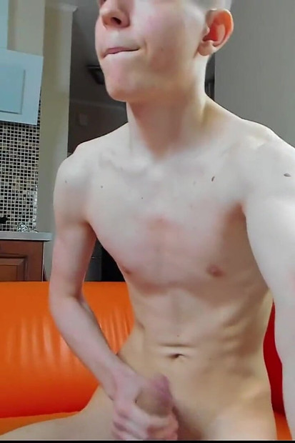 Drkaj i svrši stojeći