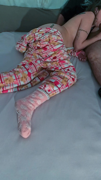 Stepsister sucked his cock until she got all the cum out of it. | Clip 3