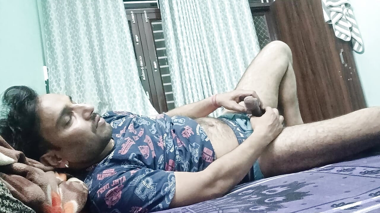 Indian desi police officer get sucked and shower with neighbour and army officer