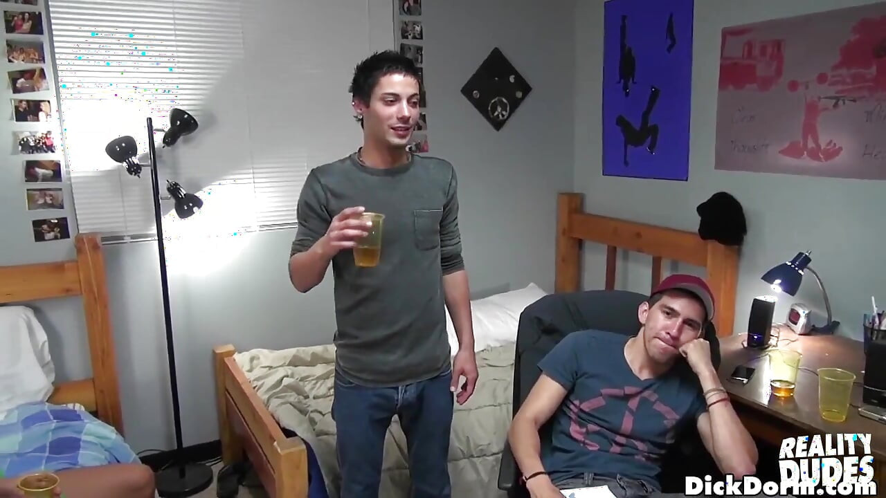Reality Dudes - Shane, Luke Adams and the Other Guys Turns Hanging Out in a Dorm Into a Full on Gay Orgy Session