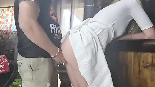 Pssygalore69 обожает быстрый трах в баре