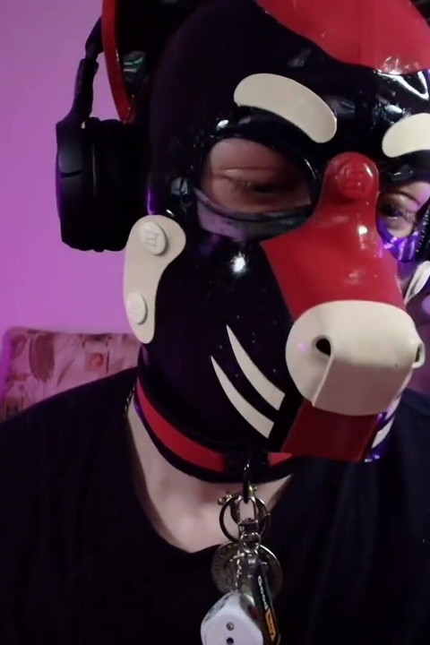 Goodboy Seduces Raw College Passion