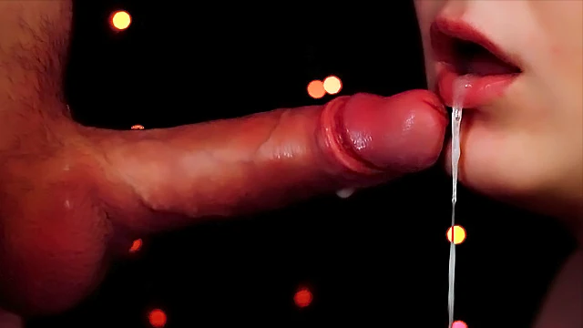 Meia-irmã recebe creampie oral de pau grande - adorável pomba