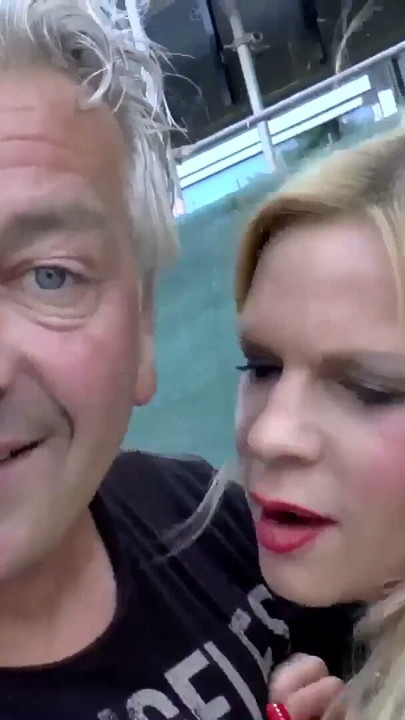 Mia de Berg liebt Sperma im Gesicht | Clip 1