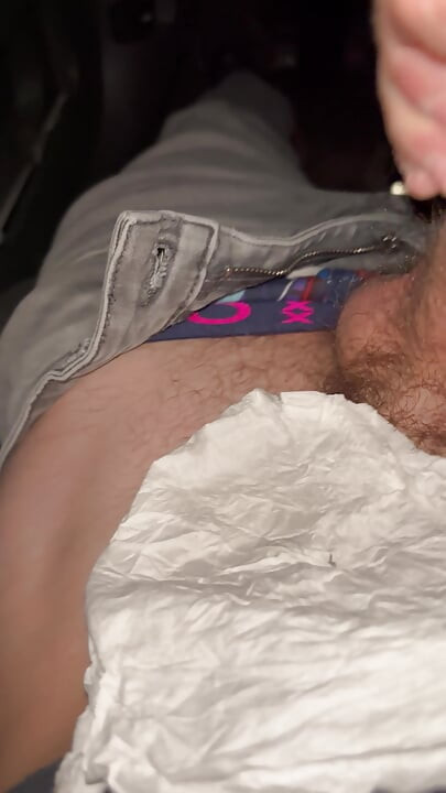 I MASTURBATE IN MY CAR AND EJACULATE EVERYWHERE