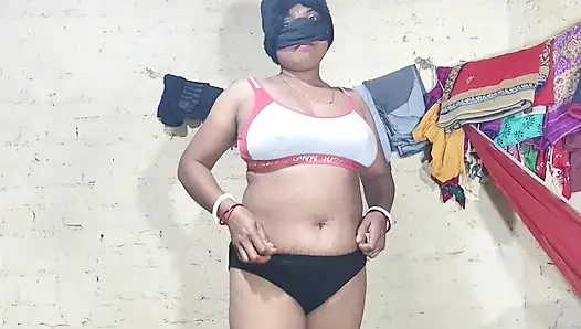 Мода Ко Декхо Кайса Хай