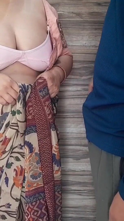 TAILOR MASTER FUCK HARD SEXY BHABHI IN HINDI AUDIO. | Clip 1