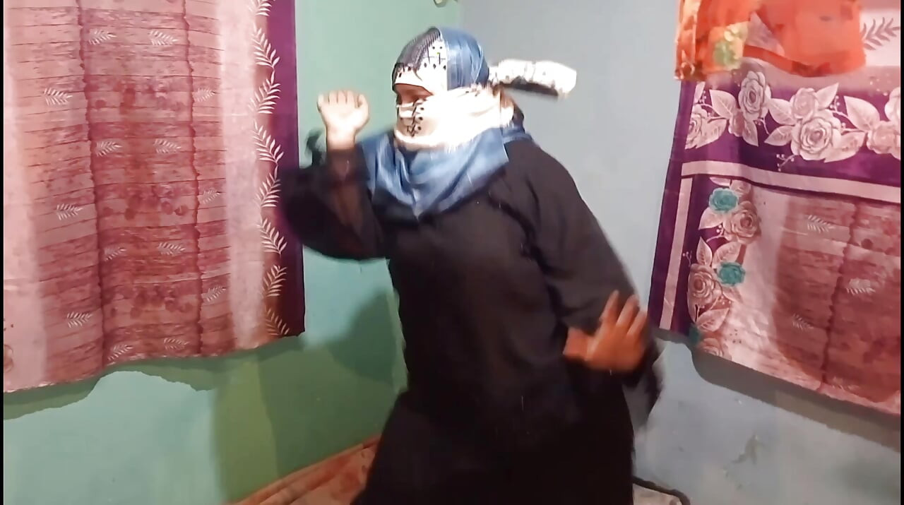 Hidžab muslimanka desi bhabhi jebana od prijatelja
