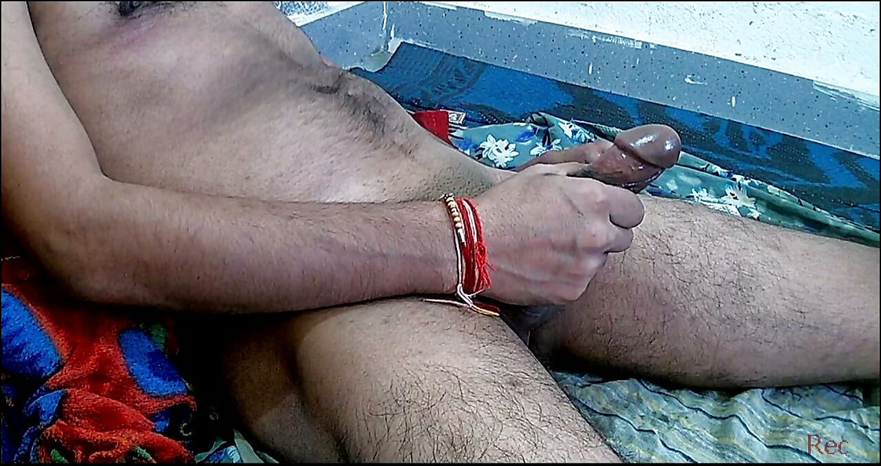 Manoranjan bhabhi ka gand and chut ka video dekh kar Pani nikal di