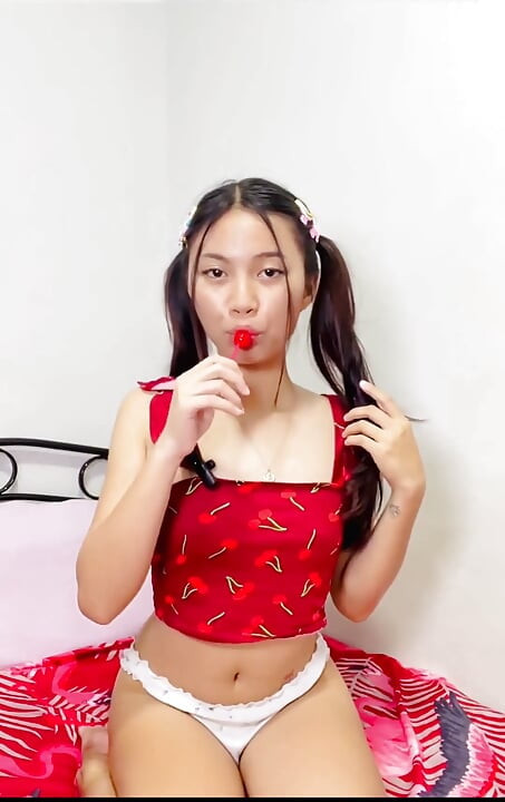 내 작은 장난감이 되고 싶어?