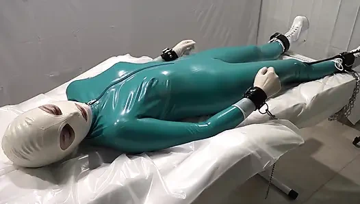 Seorang amatir mengganggu dominatrix, cum ower neck, life bug