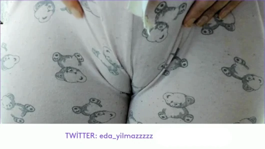 CAMELTOE- PIYAMA- MEMEK YANG DIBELAI- MEMEK BENGKAK