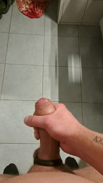 Cumshot after shower