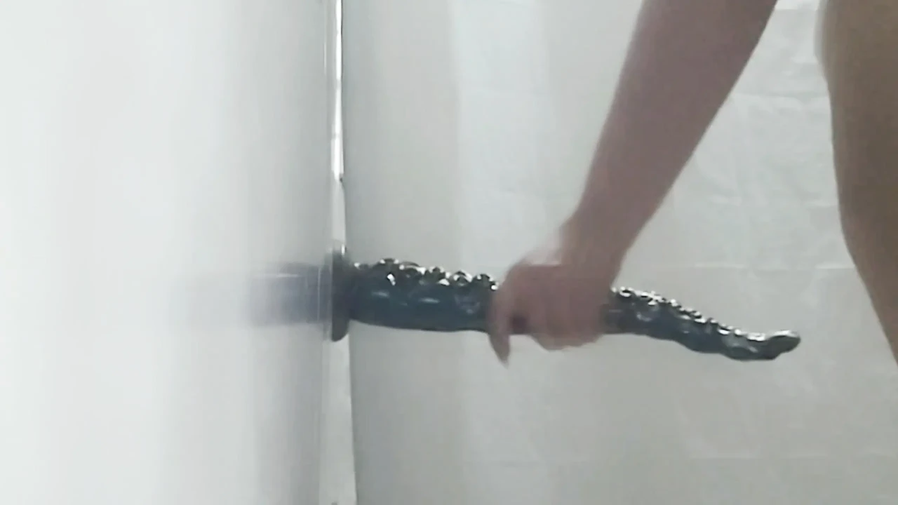 Whore in the mood for an anal uses giant dildo
