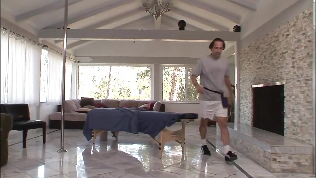 Young slut with big boobs need sex