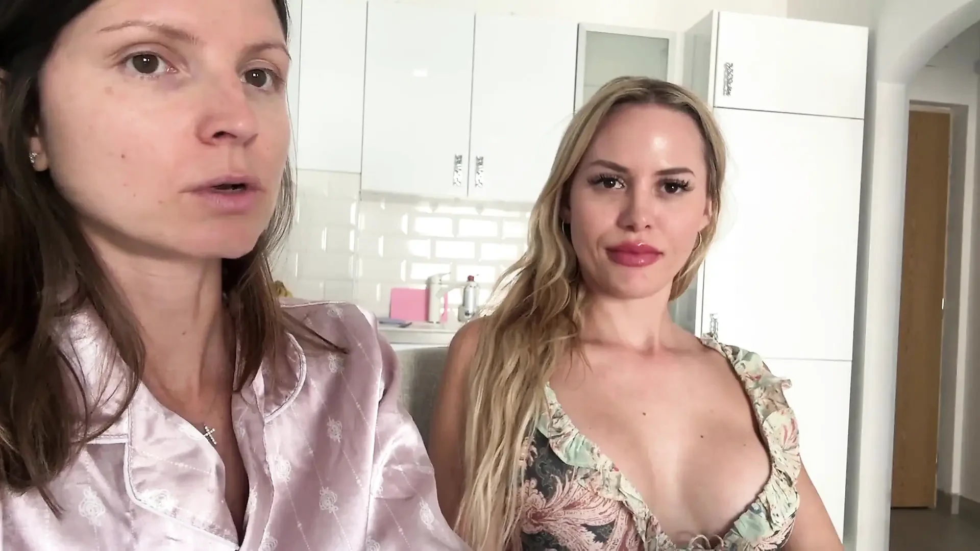 Кэти Топурия порнода