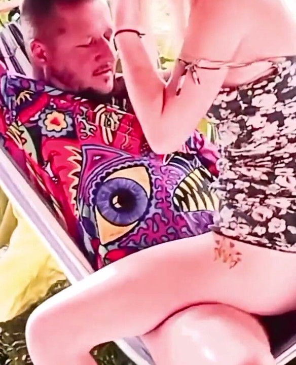 Enjoying My Neighbors Wifes