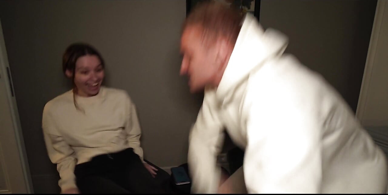 Broken Tøs Kan Lide Det Hårdt - Kitty Doll