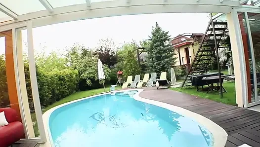 бассейновый паренек был слишком горячим - я должен был трахнуть его