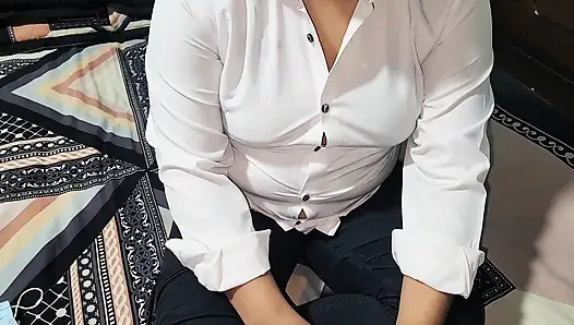 Сводной сестры нет дома, поэтому я трахнула мою.часть 01