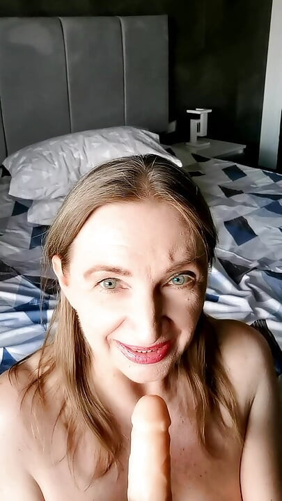 Busty GILF Seductress Strips From Bikini, and Reveals Her Pleasure Secrets