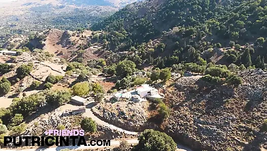 Skinny Babe, Putri Cinta Stripping Naked On the top of the Mountain