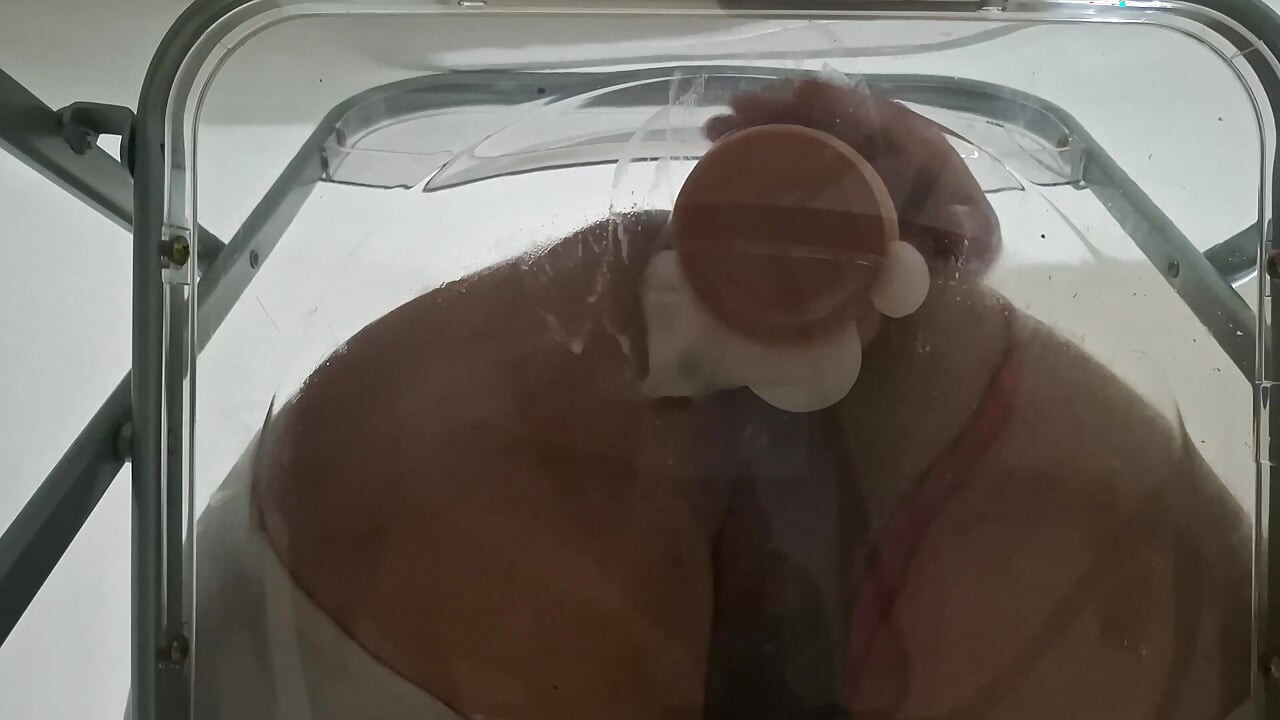 Trans Fat Ass Gwen Facesitting and Anal Fucked with Creampie through Clear Chair for the First Time.