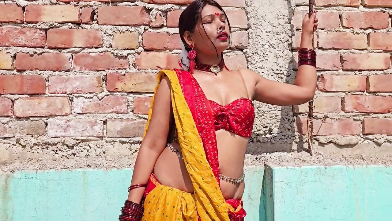 Indian desi village girlfriend meet alone for sex, Desi Girlfriend tight pussy sex video, xxx video