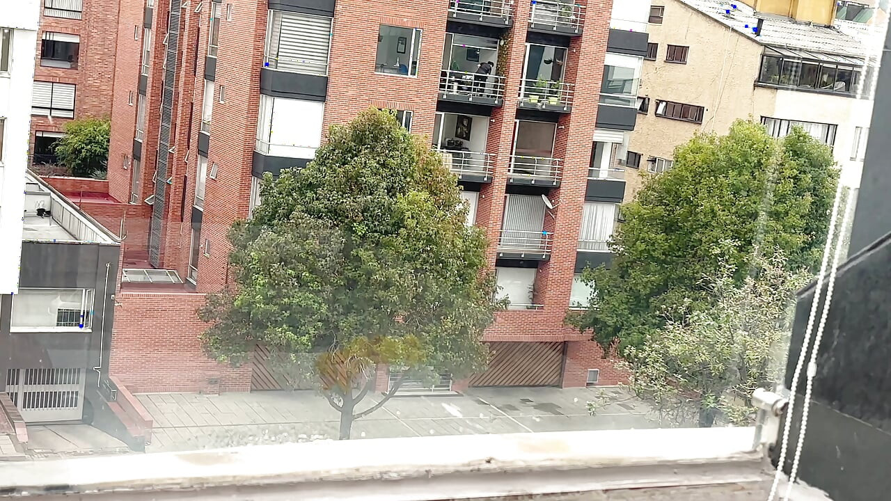 Fodendo em uma gozada interna no final da jacuzzi pública!