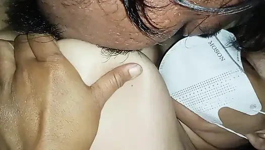 Jilat memek sampai muncrat