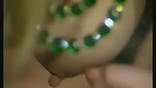 Pirang merasakan penis gemuk